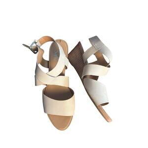 Franco Sarto Danelle size 9.5 Beige Sandals Leather Wedge